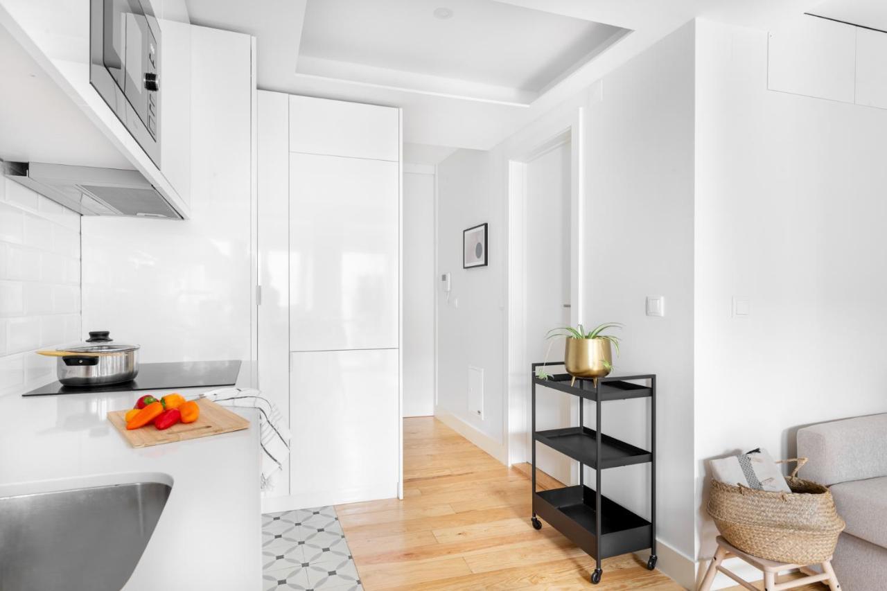 Joivy Principe Real 2Br Apt With Terrace Nearby Botanical Garden Of Lisboa 外观 照片